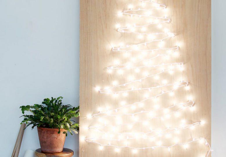 Albero di natale a luci di Ginevra Vanderzeil Albero di Natale realizzato con le luci