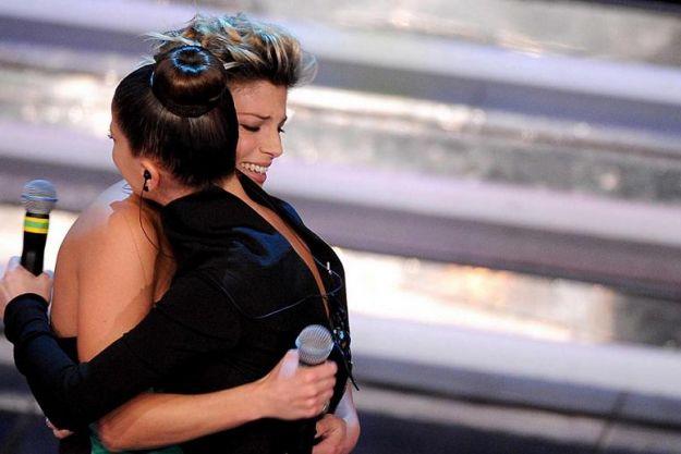 Alessandra Amoroso ed Emma Marrone a Sanremo Le due reginette di Amici Alessandra Amoroso ed Emma Marrore