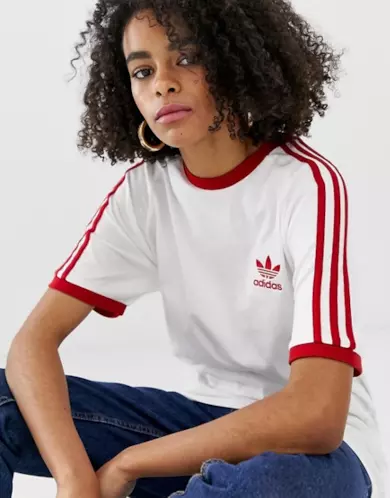 T-shirt bianca e rossa con tre righe