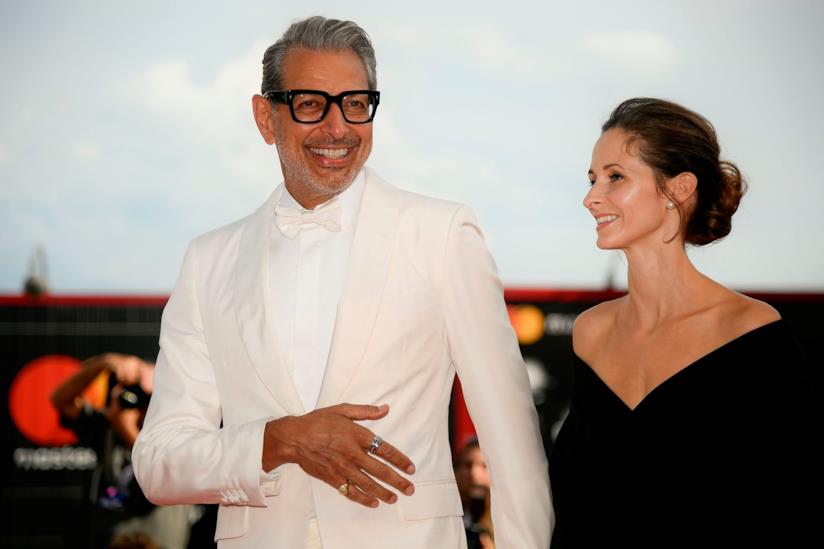 Jeff Goldblum e la moglie Emilie Livingston, viaggio romantico a Venezia 75 Jeff Goldblum e la moglie Emilie Livingston