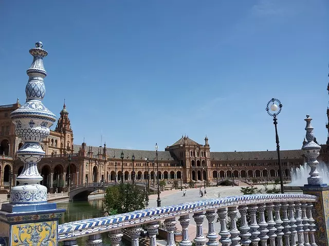 Parco di María Luisa e Plaza de España Parco di María Luisa e Plaza de Espana