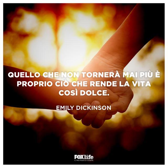 Frase Emily Mano strette di padre e figlio