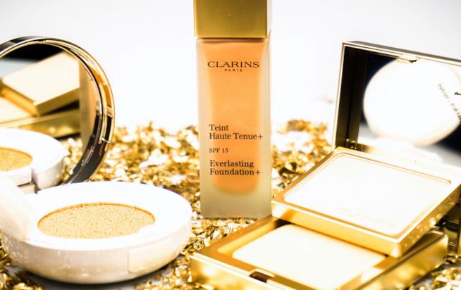 Il Clarins Everlasting Foundation ora è disponibile anche in versione cushion e compatta Tutte le versioni del Clarins Everlasting Foundation