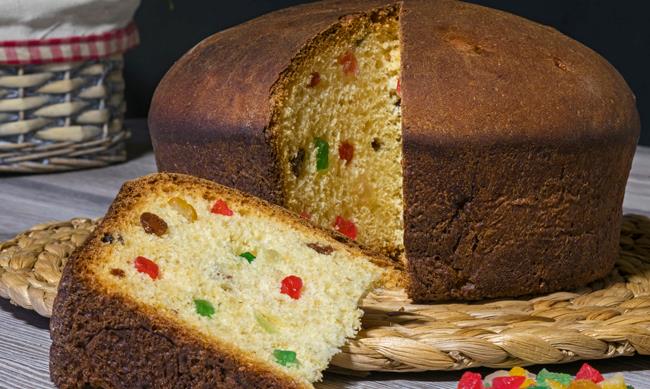 Ricette di Pasqua: la pizza di Pasqua tradizionale con canditi e scorza di agrumi Pizza di Pasqua