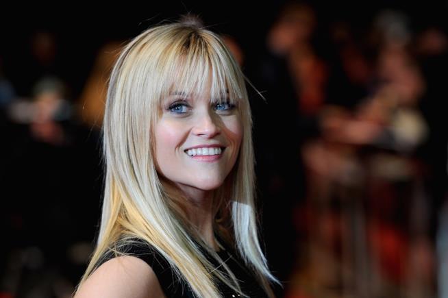 Draper James di Reese Witherspoon lancia una linea taglie forti Reese Witherspoon in primo piano