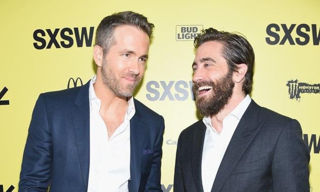 Jake Gyllenhaal e Ryan Reynolds alla premiere di Life Jake Gyllenhaal e Ryan Reynolds