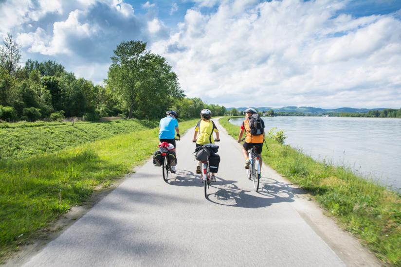 Giornata mondiale della bicicletta: 8 itinerari per escursioni 8 escursioni per vacanze in bicicletta