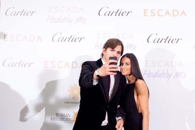 Tra i matrimoni famosi anche quelli di star con uomini molto più giovani Demi Moore e Ashton Kutcher ai tempi del loro matrimonio