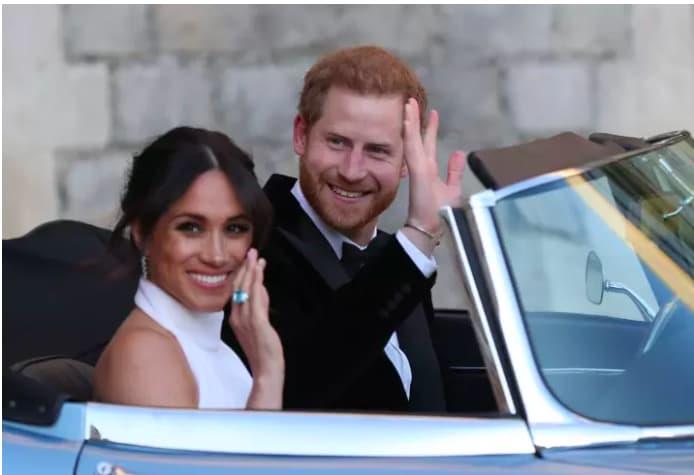 Meghan e Harry al ricevimento Meghan e Harry sulla Jaguar elettrica