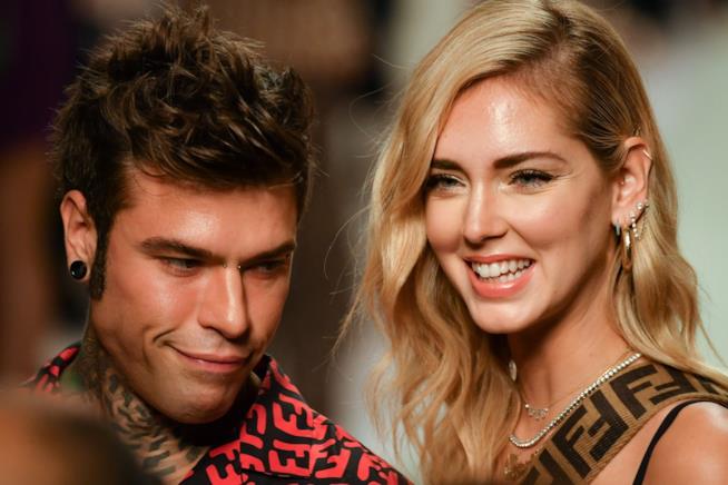 Chiara Ferragni reagisce alle polemiche sulla sua acqua griffata per Evian Chiara Ferragni e Fedez