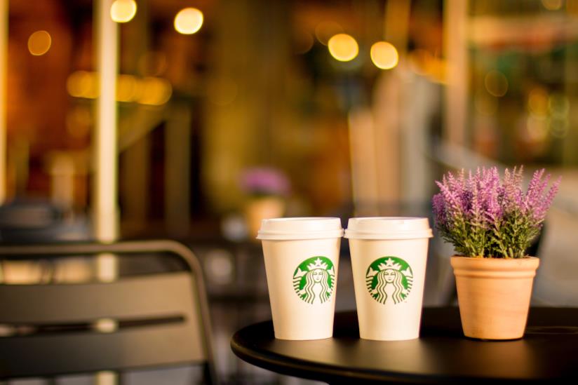 Starbucks apre a Milano la sua prima caffetteria Starbucks