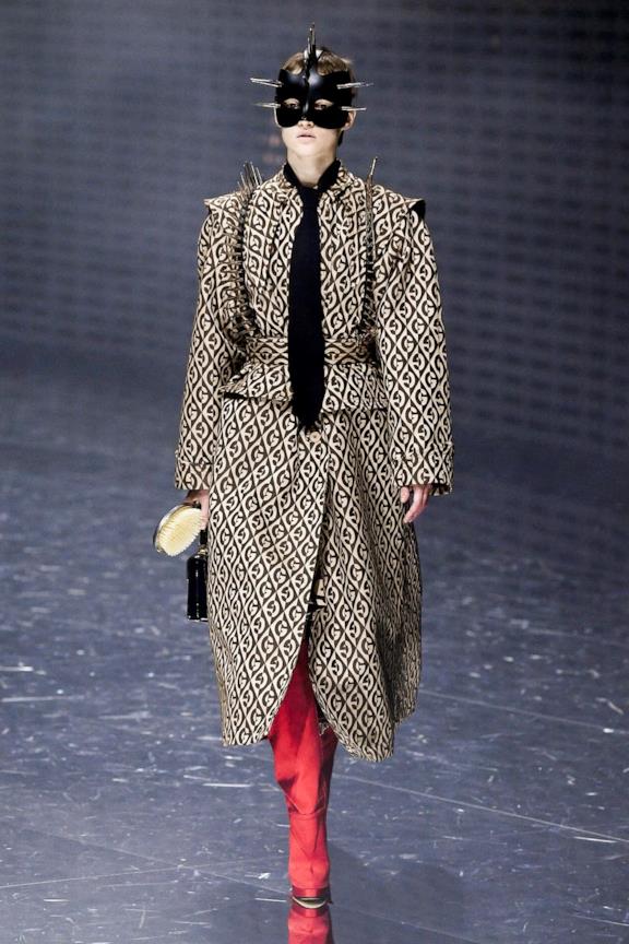 Guarda la sfilata Sfilata GUCCI Collezione Donna Autunno Inverno 19/20 Milano - 1