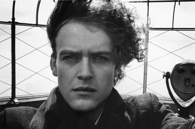Hervé Guibert, artista francese morto di aids Autoscatto di Hervé Guibert