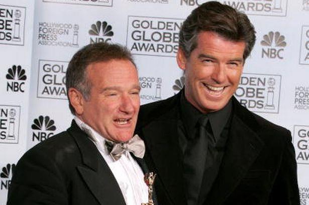 Robin Williams con Pierce Brosnan Robin Williams e Pierce Brosnan ai Golden Globe Awards