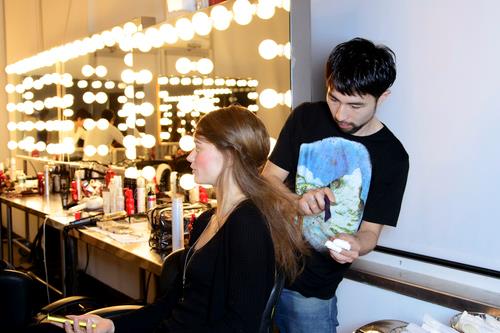 Capelli castani lunghi Capelli castani sciolti