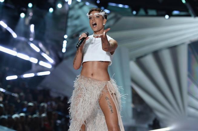 Halsey e Ariana Grande nella HOT 100 Billboard USA Halsey nella Top Ten della Hot 100 Billboard dell’8 dicembre 2018