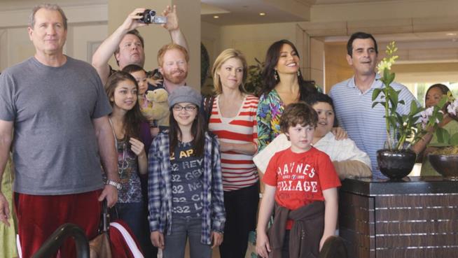 Gli attori di Modern Family, La serie TV di successo giunta alla ottava stagione ora su FOX Il cast completo della serie TV Modern Family