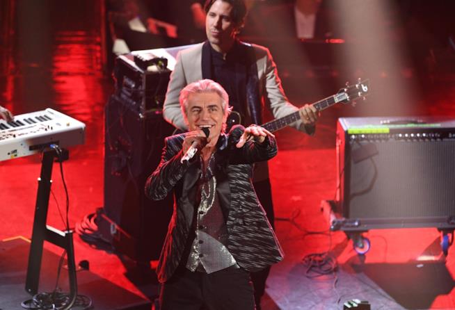 Airplay Radio Settimanale: Ligabue in vetta Ligabue conquista di nuovo la vetta nelle radio italiane