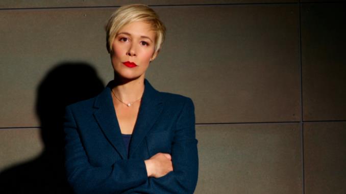Bonnie Winterbottom Liza Weil in Bonnie Winterbottom