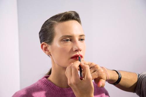 Il make up con i capelli castani Capelli castani e make up