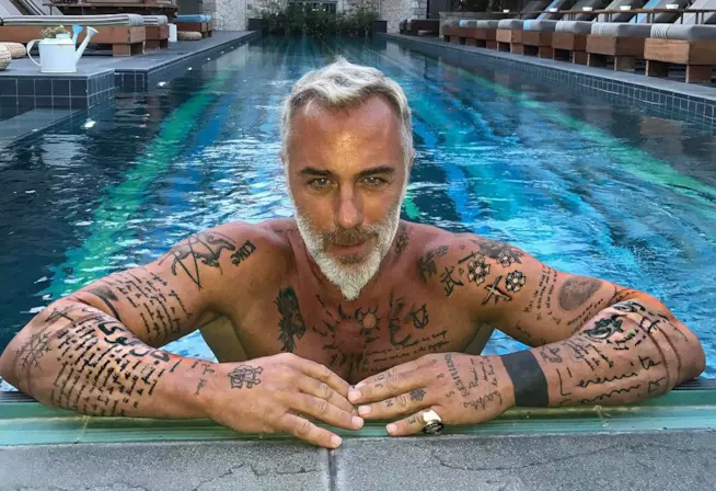 Gianluca Vacchi è single Gianluca Vacchi, su Instagram, in versione single