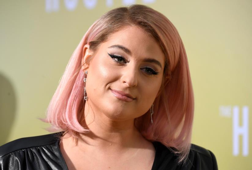 Meghan Trainor canta Badass Woman Meghan Trainor