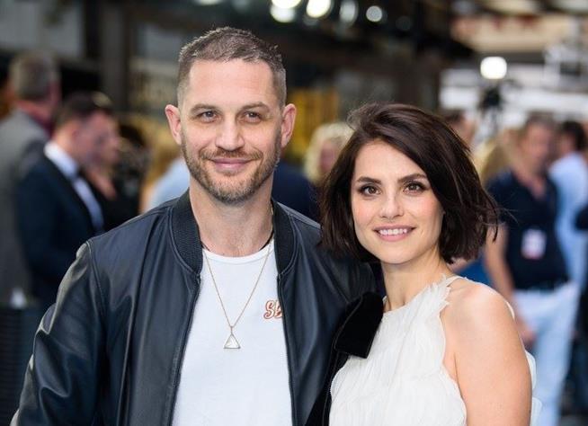 Tom Hardy e la moglie Charlotte Riley Tom Hardy con Charlotte Riley