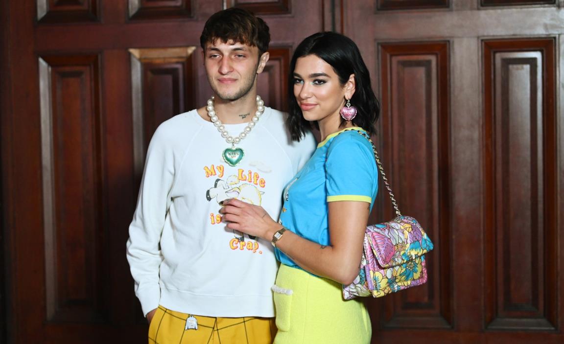 Dua Lipa e Anwar Hadid alla NYFW