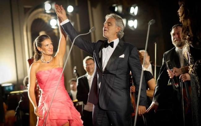 La Celebrity Fight Night debutta per la prima volta a Roma e porta in Italia le celebrity d’oltroceano Si svolge a Roma la quarta edizione italiana della manifestazione filantropica Celebrity Fight Night