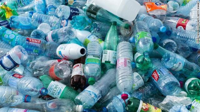 Bottiglie di plastica Ammasso di bottiglie di plastica