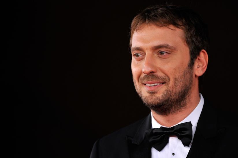 Cesare Cremonini omaggia il padre scomparso su Instagram Cesare Cremonini