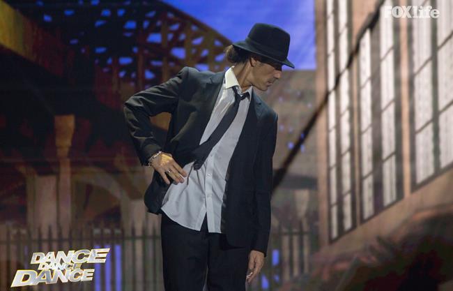 Marco, esibizione nel terzo serale Marco, esibizione nel terzo serale di Dance Dance Dance 2