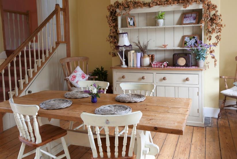 Idee e spunti per arredare una casa in stile country Tante idee per arredare la casa in stile country declinandolo in vari modi