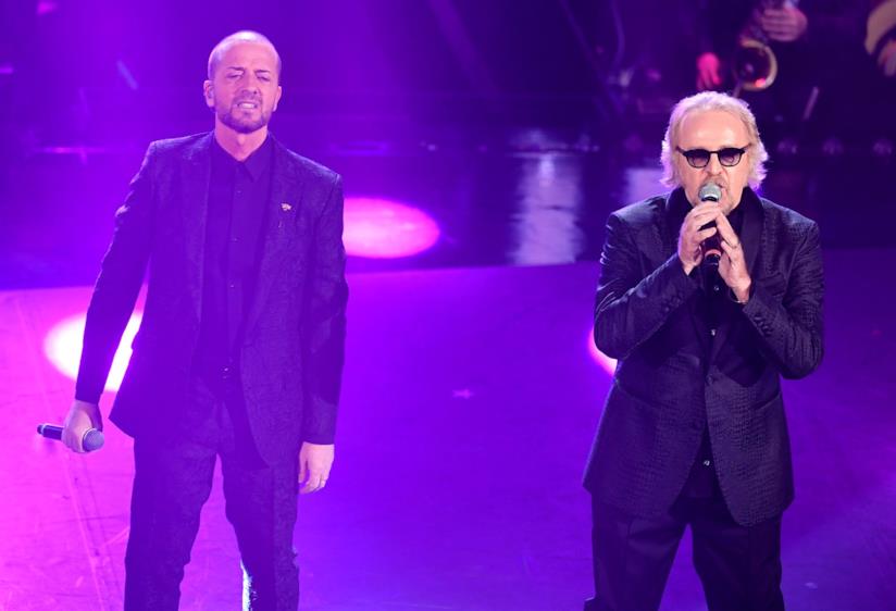 La serata dei duetti di Sanremo è troppo veloce? Artisti che duettano a Sanremo