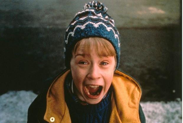 Macaulay Culkin racconta di come Mamma ho perso l'aereo lo perseguiti ogni Natale Macaulay Culkin in una scena di Mamma ho perso l'aereo