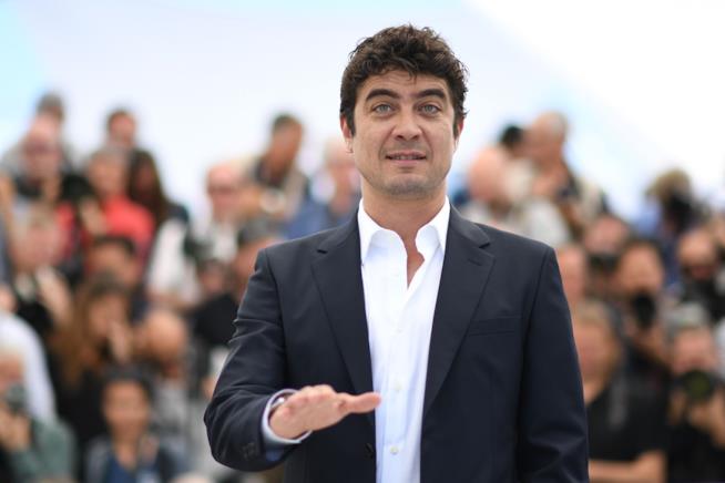Riccardo Scamarcio ha un nuovo amore, che ricorda molto l'ex Valeria Golino Riccardo Scamarcio