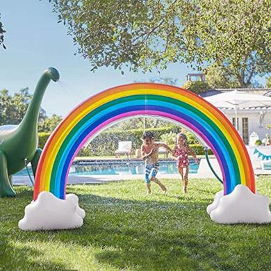 Arcobaleno Gigante con cascata d'acqua