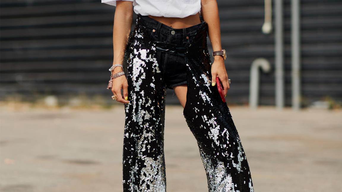 I capi e gli accessori di paillettes perfetti per l'estate