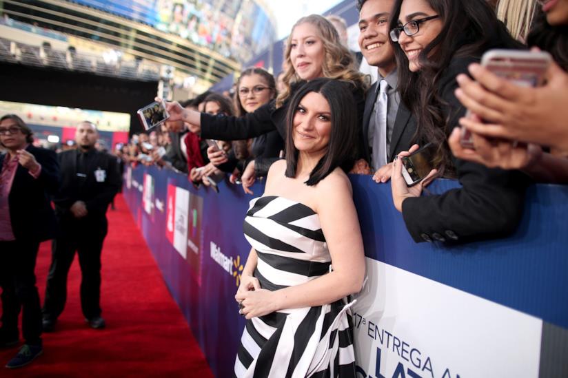 Laura Pausini e gli auguri per il compleanno del papà Laura Pausini