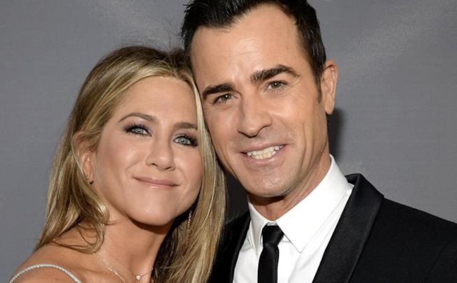 Jennifer Aniston e Justin Theroux Una foto di Jennifer Aniston con il marito Justin Theroux