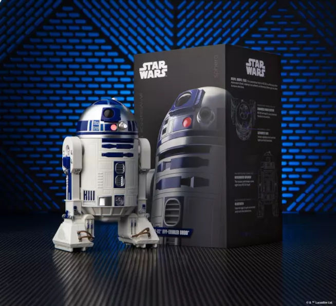 La riproduzione del droide R2-D2 di Star Wars Il droide R2-D2 di Sphero