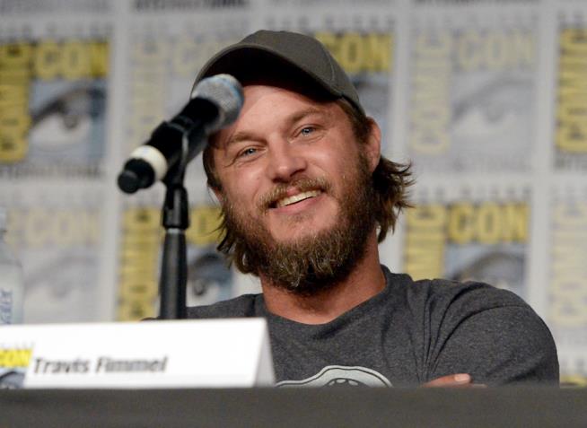 Il re Rganar di Vikings torna in TV Travis Fimmel all'evento GQ Men of The Year