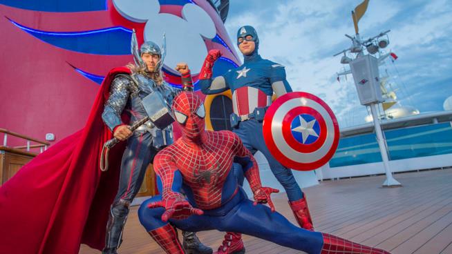 Le regole imposte dalla Disney ai film e agli attori dell'Universo Cinematografico Marvel I supereroi Marvel dei parchi Disney