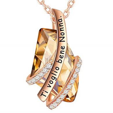 Collana incisa con un cristallo