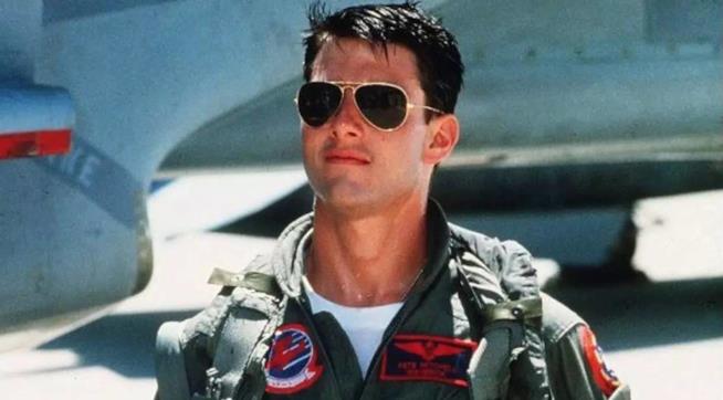 Una scnea di Top Gun con Tom Cruise