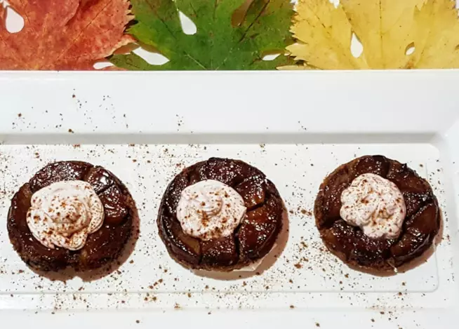Mini tarte tatin Tortini con mele e crema