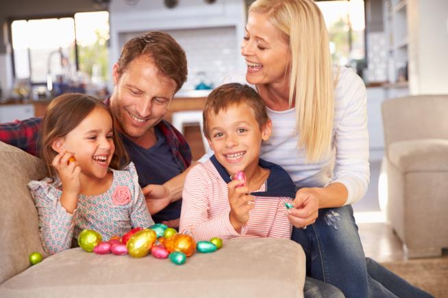 Una panoramica delle uova di Pasqua più sorprendenti del 2018 Famiglia con le uova di Pasqua
