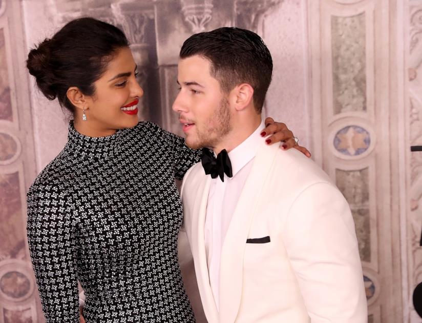 Priyanka Chopra supporta Nick Jonas dopo che ha svelato la sua lotta al diabete Priyanka Chopra e Nick Jonas
