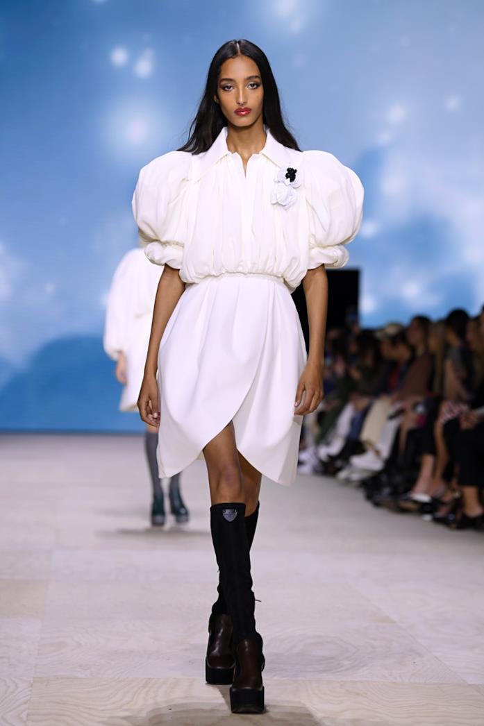 Louis Vuitton Primavera/Estate 2020: le foto della sfilata Look con gonna Louis Vuitton