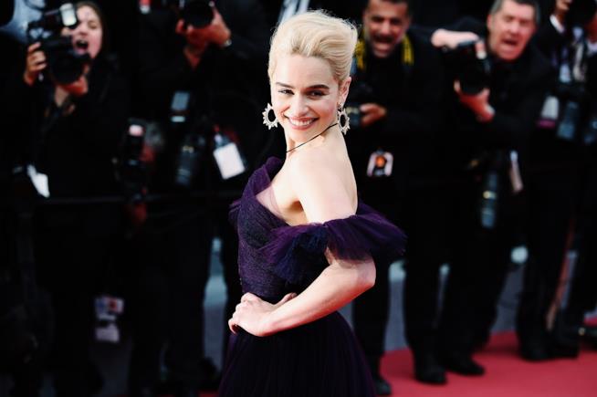 Emilia Clarke alla premiere europea di Solo: A Star Wars Story a Cannes Emilia Clarke sul red carpet di Cannes